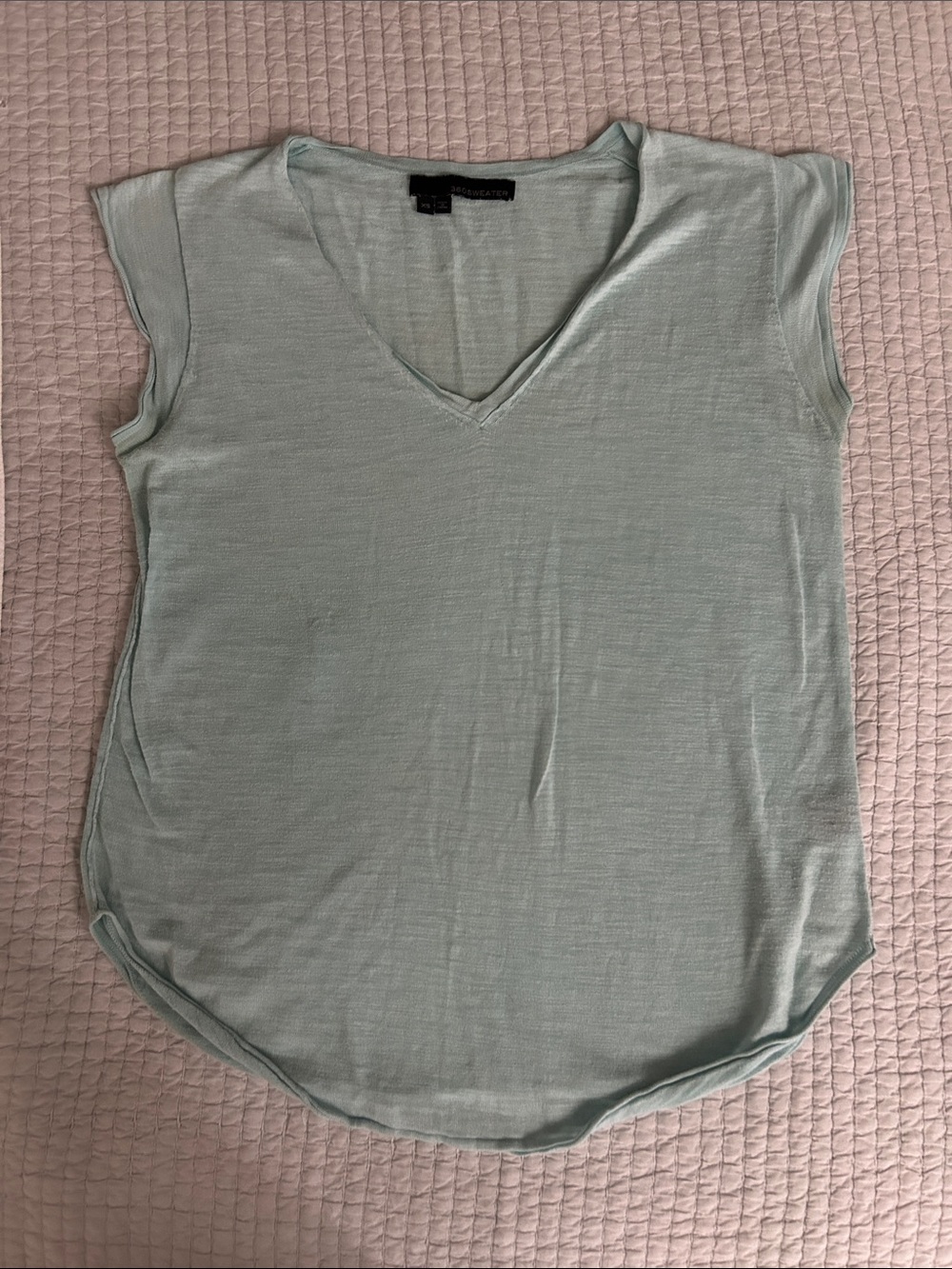 360 Sweater Light Mint V-Neck Cap Sleeve Top Slub Knit